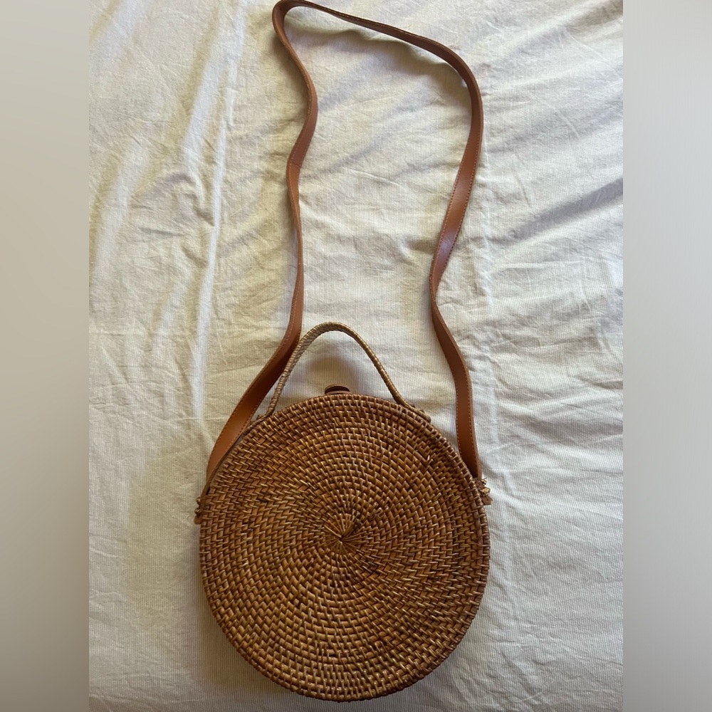 Cross body bag
